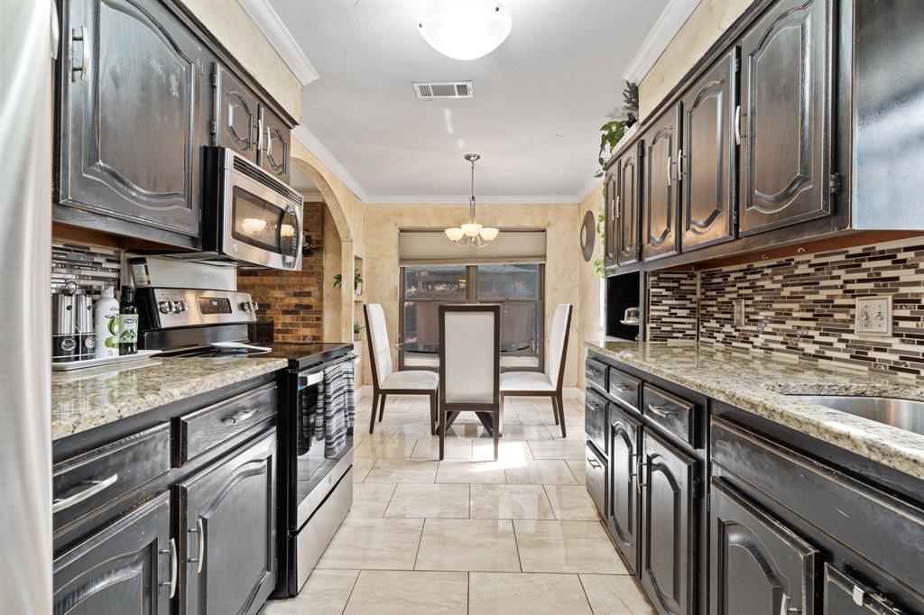 Ridgewood Park 02 - Residential Lease