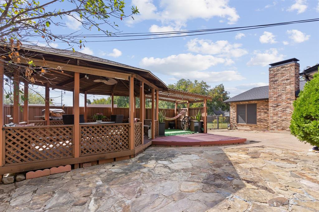 Ridgewood Park 02 - Residential Lease