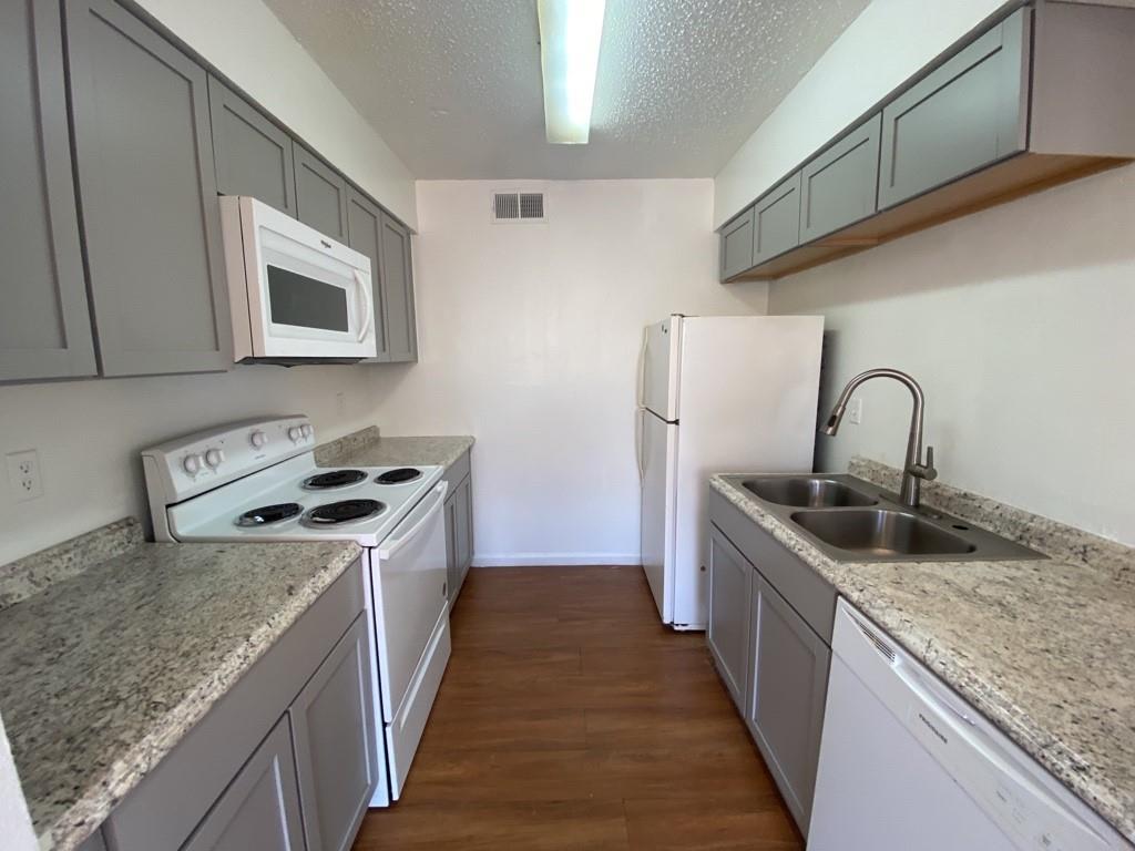 Club - Residential Lease