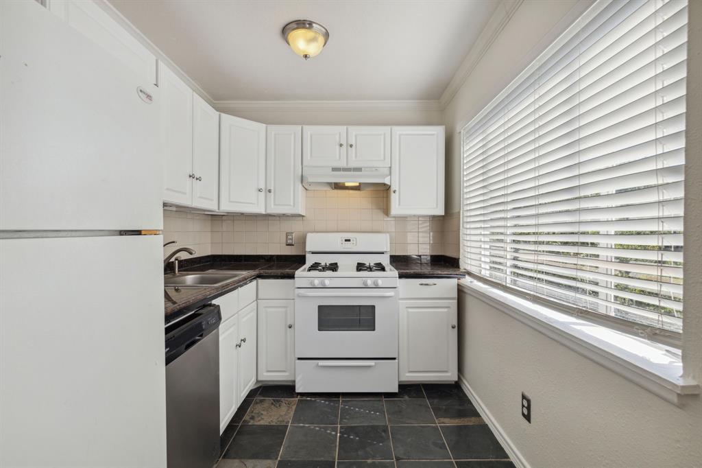 North Oaklawn - Residential Income