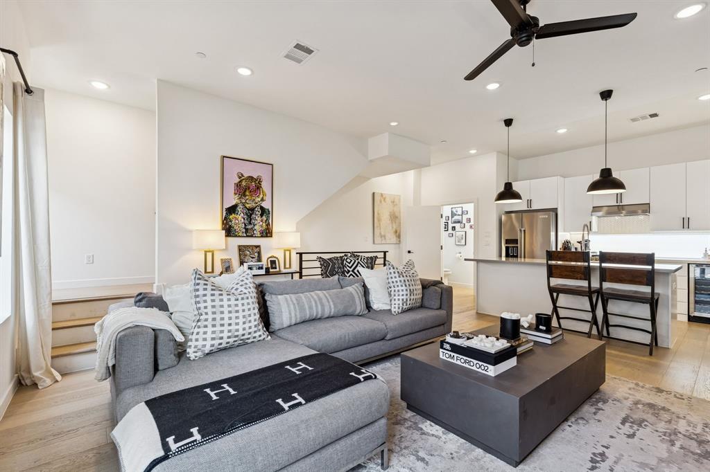 Garrett Park Townhomes - Residential