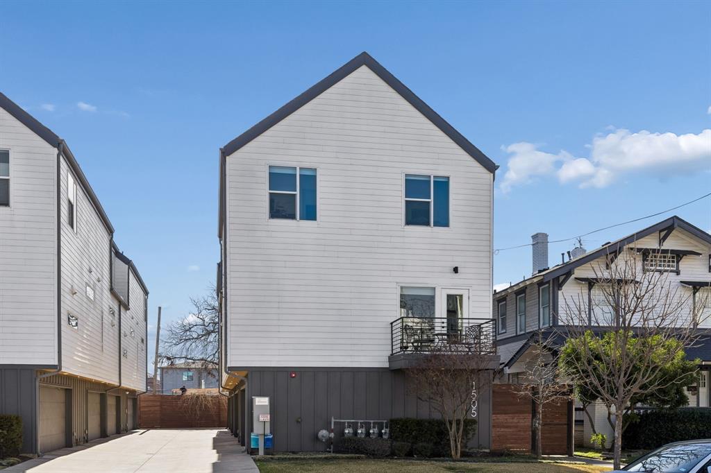 Garrett Park Townhomes - Residential