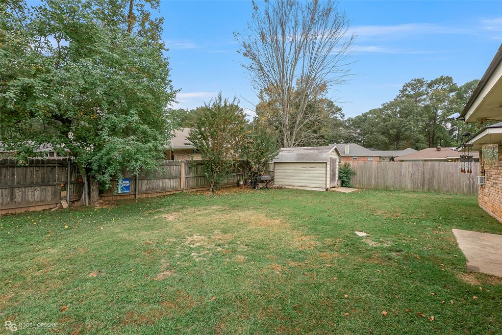 Dogwood Park 18 - Residential