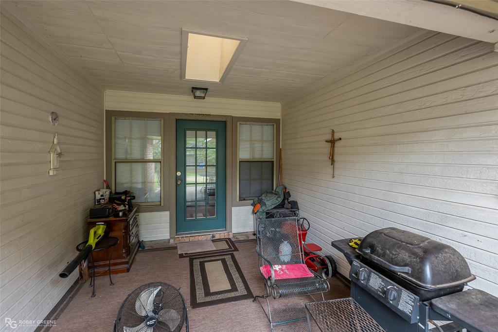 Dogwood Park 18 - Residential