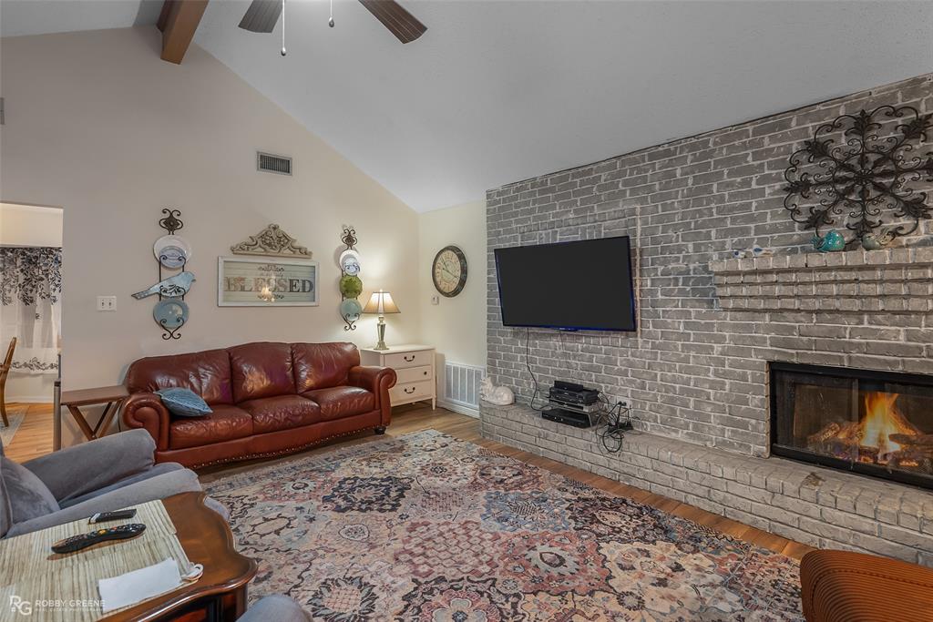 Dogwood Park 18 - Residential