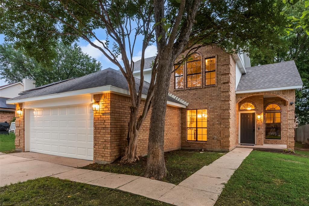 Welcome to this beautifully updated home in an established neighborhood. From the moment you walk in, you’ll notice the fresh, modern feel with new flooring, updated finishes, and a clean, cohesive design throughout. The layout flows effortlessly, making it perfect for both everyday living and entertaining. The kitchen has been upgraded with stylish countertops, refreshed cabinetry, and modern fixtures—giving it a sharp, functional space that actually feels good to use. All three bathrooms have been updated with contemporary finishes, creating a polished, move-in-ready experience.
Step outside to a spacious yard with room to relax, entertain, or make it your own. Located with convenient access to shopping, dining, and major highways, this home checks all the boxes for comfort and convenience.