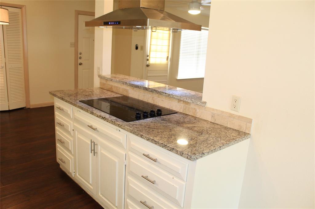 International Estates - Residential Lease
