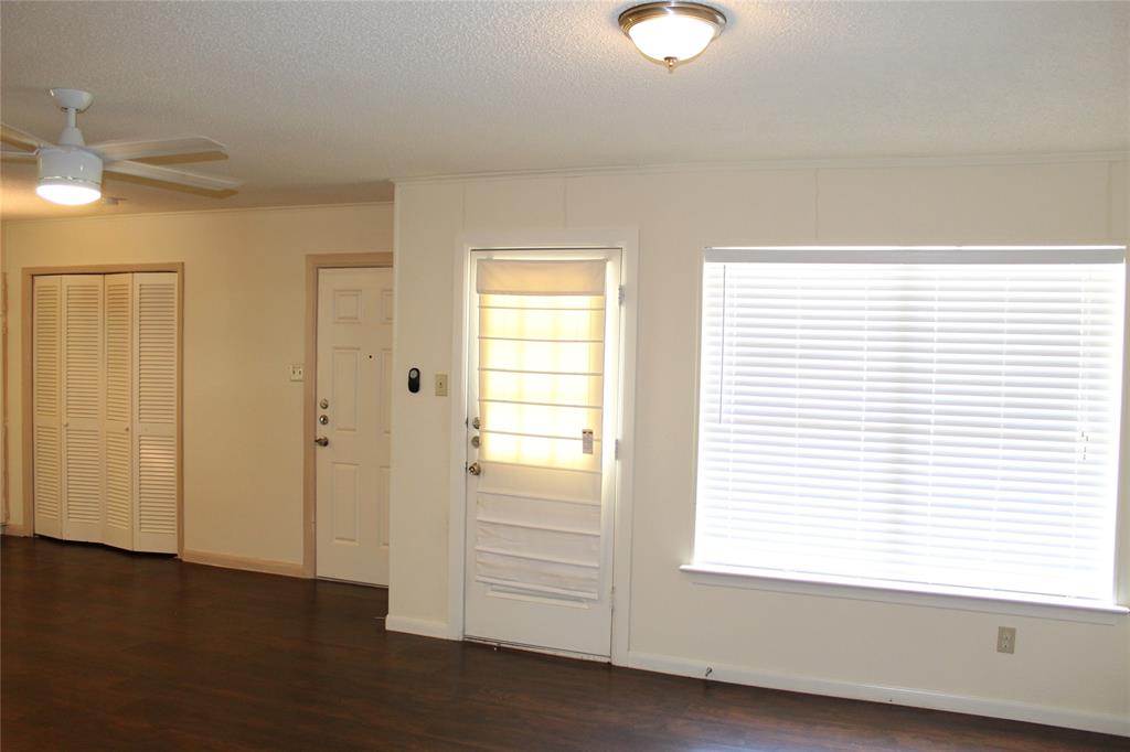 International Estates - Residential Lease