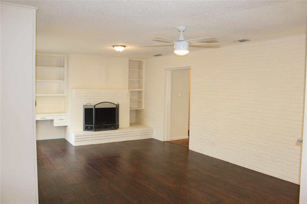 International Estates - Residential Lease
