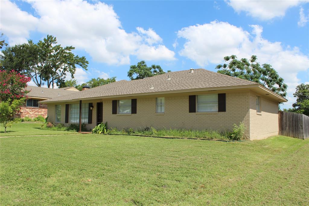International Estates - Residential Lease