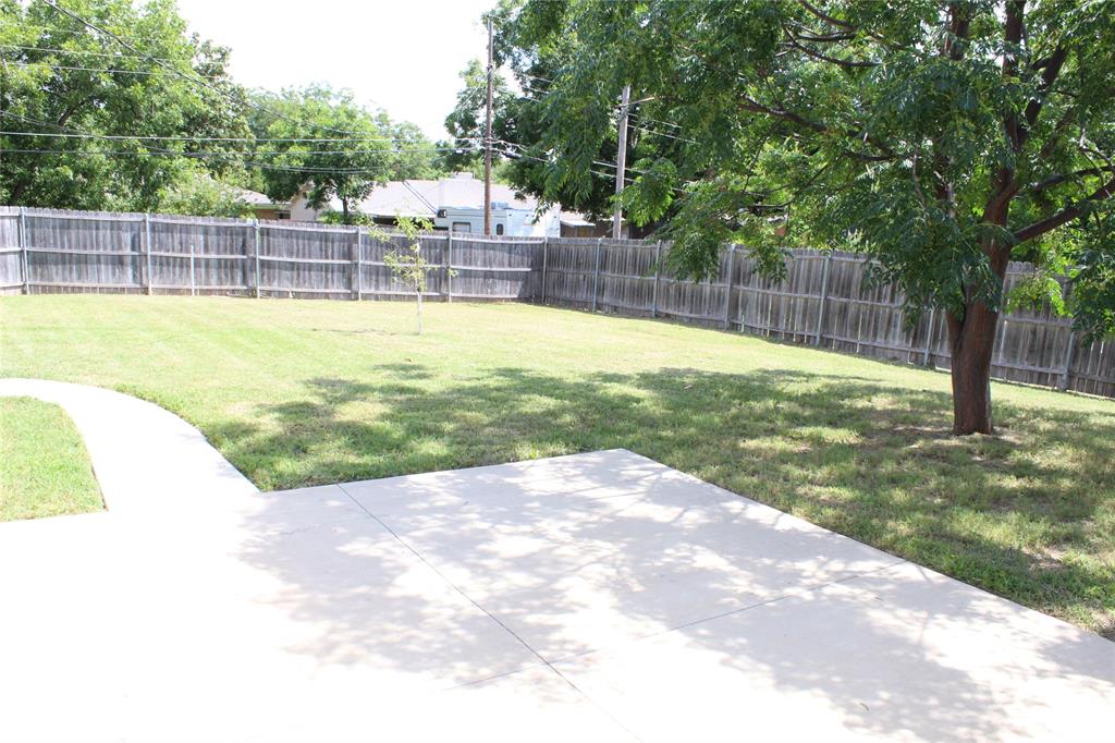 International Estates - Residential Lease
