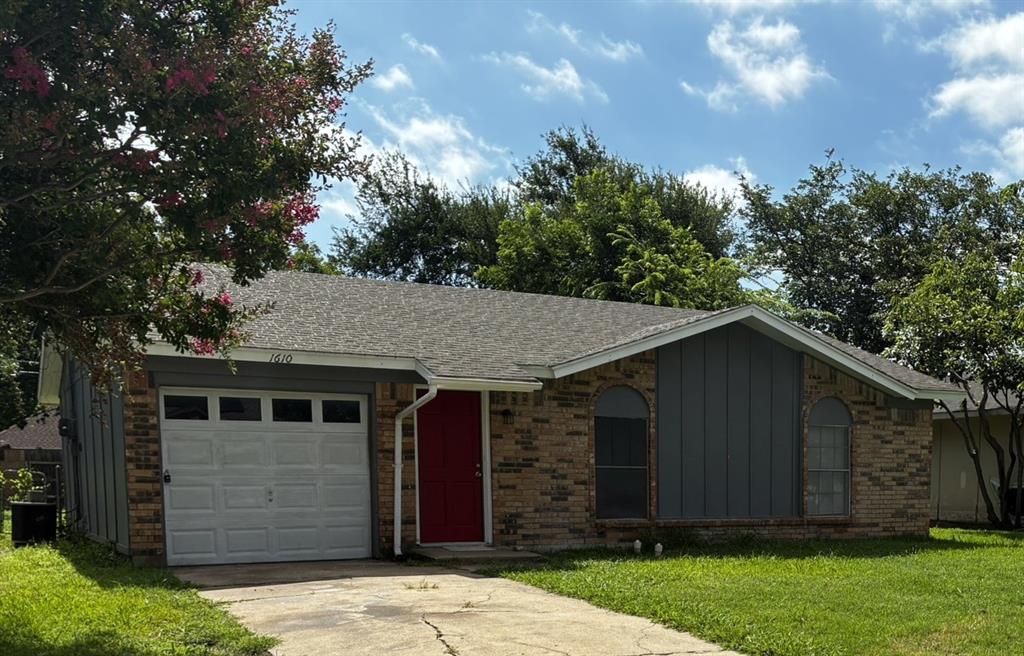 Lake Crest 02 - Residential