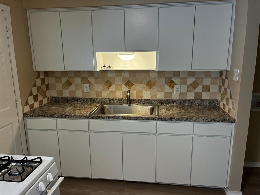 Lake Crest 02 - Residential