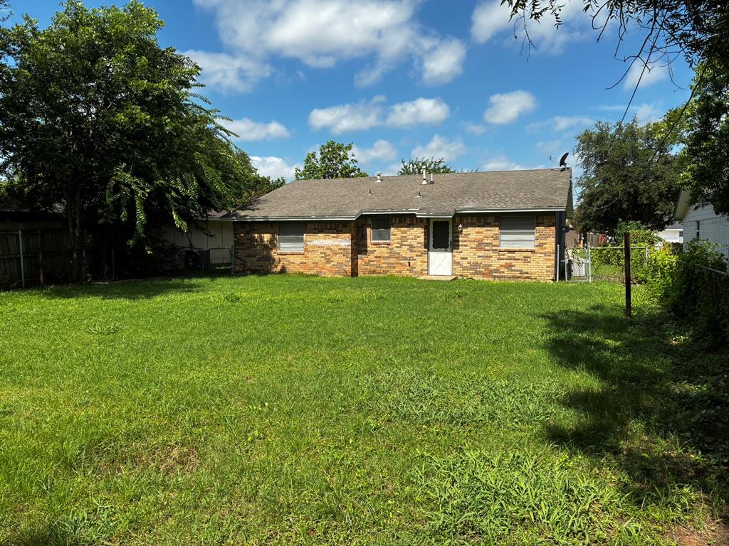Lake Crest 02 - Residential