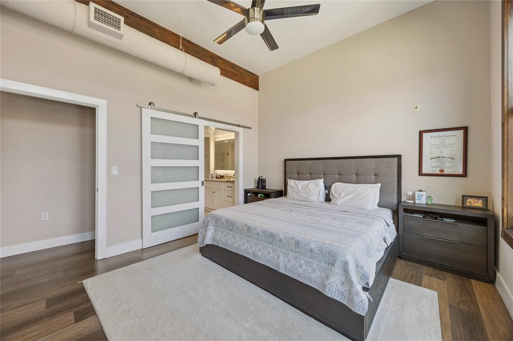 Live Oak Lofts Condo - Residential