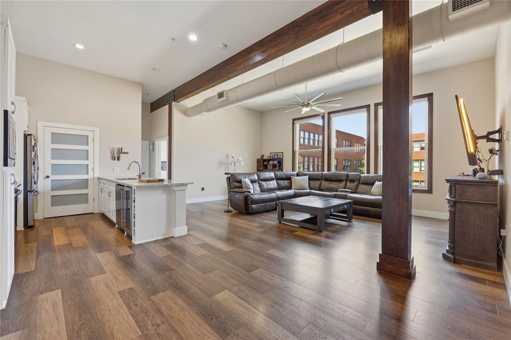 Live Oak Lofts Condo - Residential