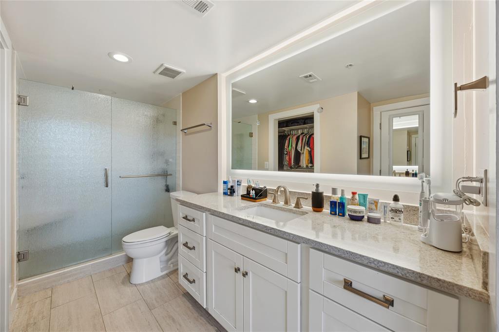 Live Oak Lofts Condo - Residential