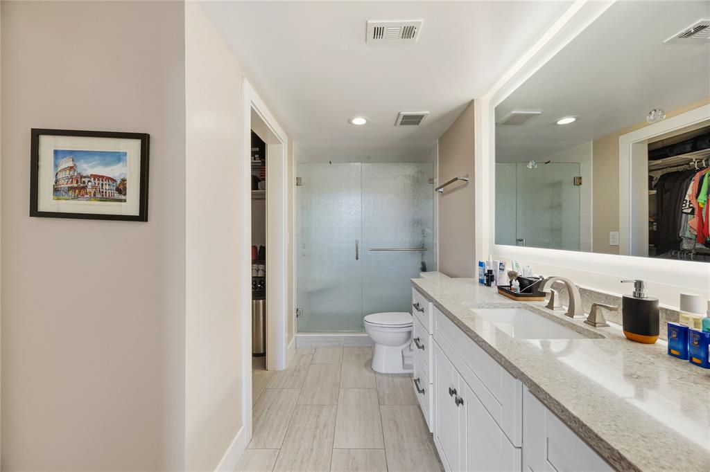 Live Oak Lofts Condo - Residential