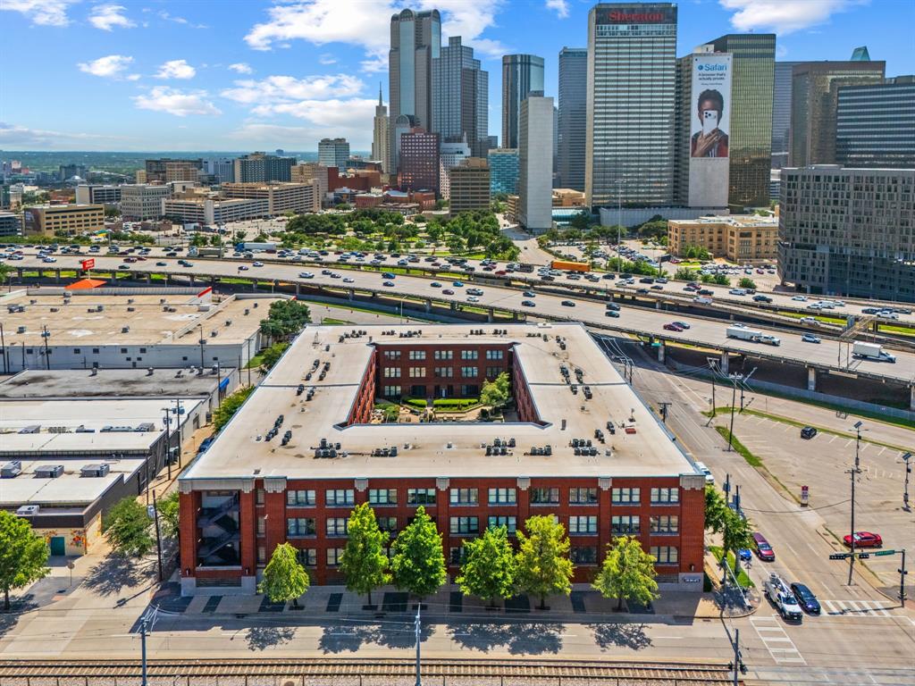 Live Oak Lofts Condo - Residential