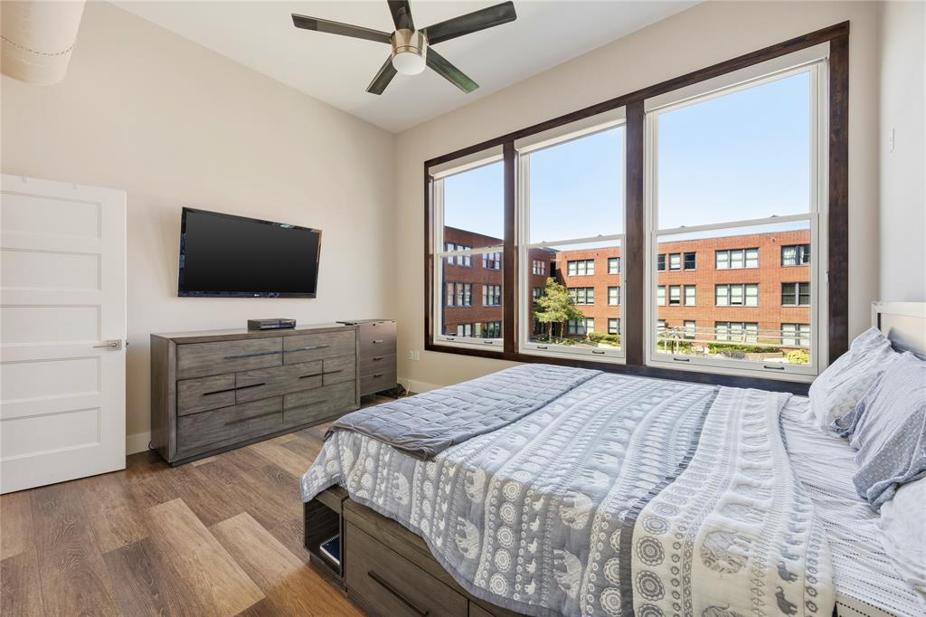 Live Oak Lofts Condo - Residential