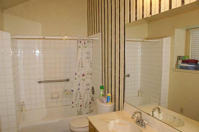 Greengate #4 - Residential Lease