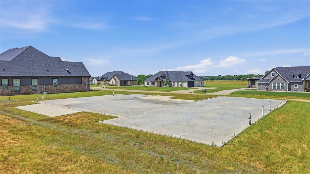 DIXIE ESTATES - Land