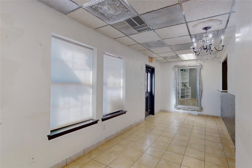 Pecan Oaks Sc Beltline-Guthrie - Commercial Lease