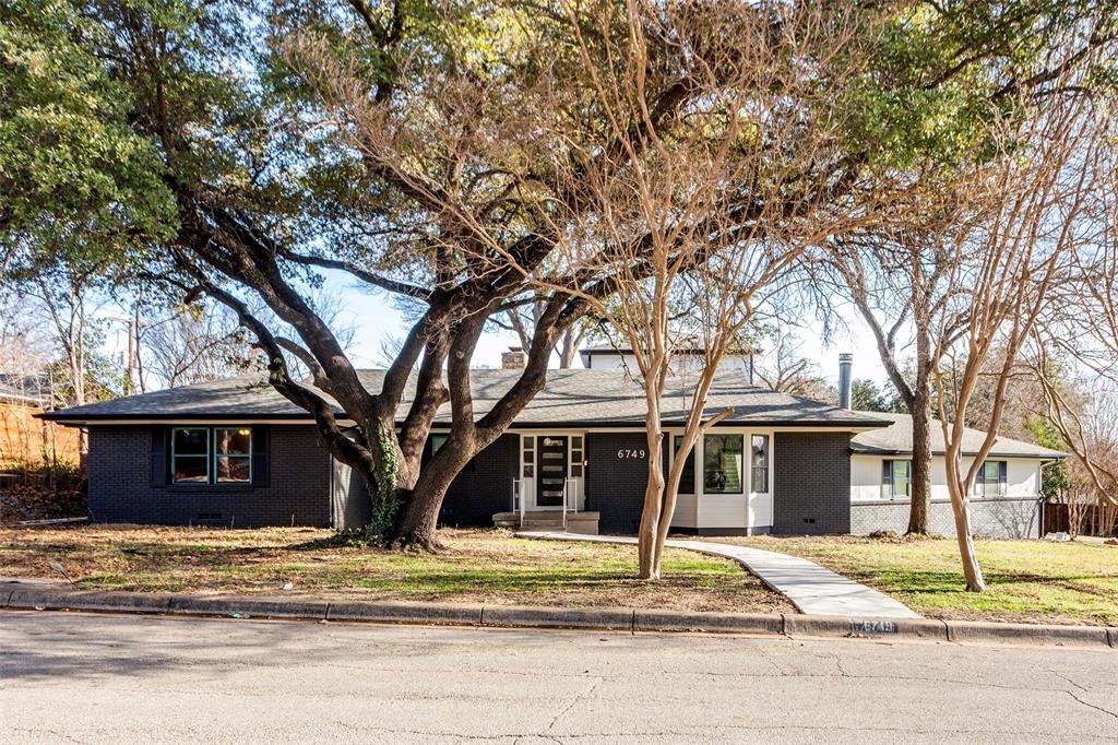 Fully remodeled home on a spacious corner lot in the heart of Ridglea Hills. 4 bedrooms and 2 baths with a media room and 2 car garage.