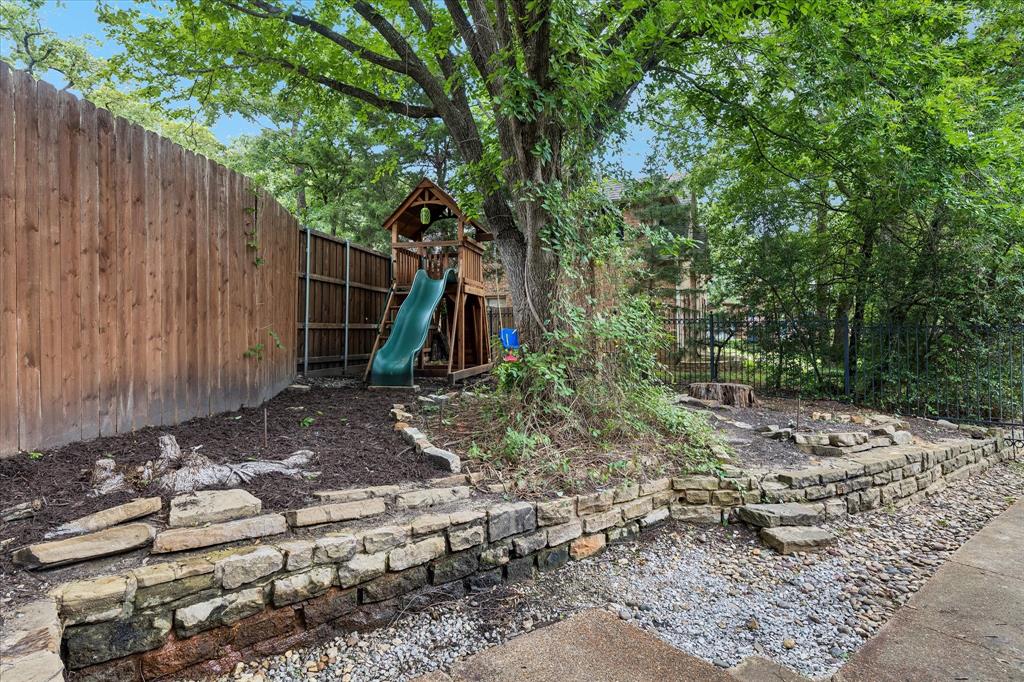 Lake Forest Village Ph 3 - Residential