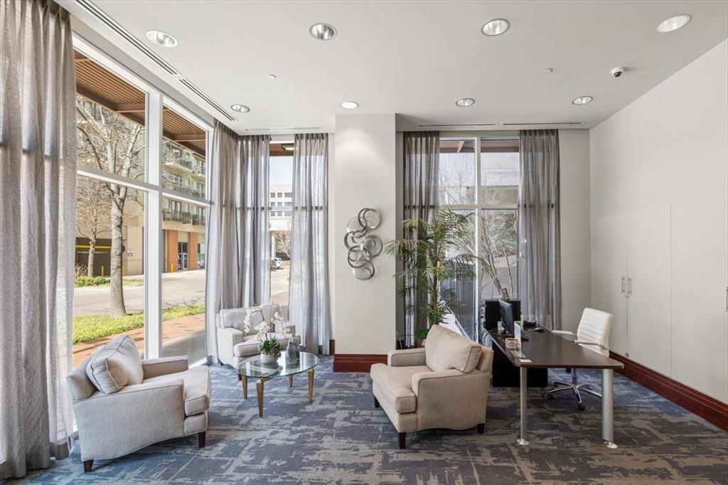 One Museum Place Residence Con - Residential