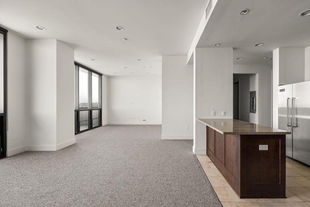 One Museum Place Residence Con - Residential