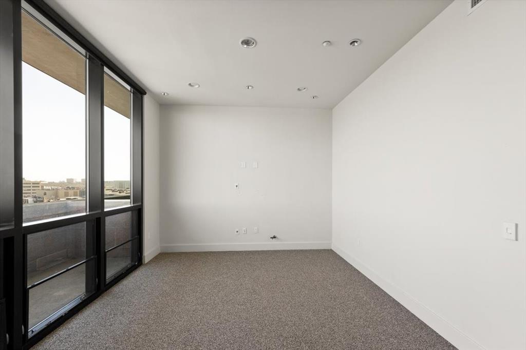 One Museum Place Residence Con - Residential