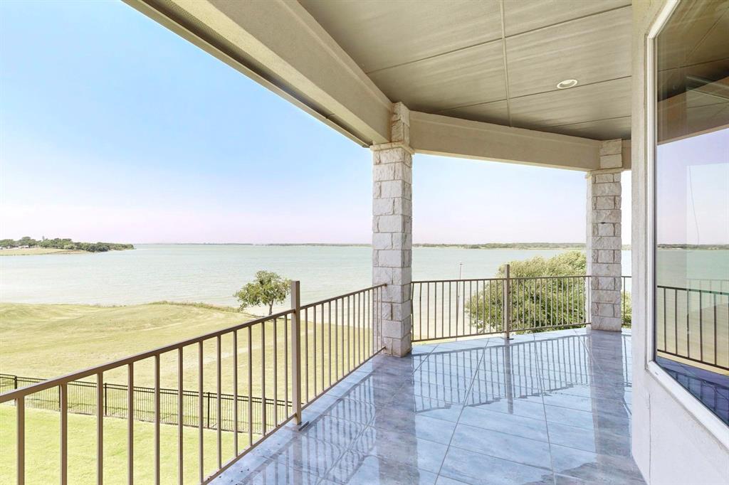 Stewart Peninsula Northshore - Residential