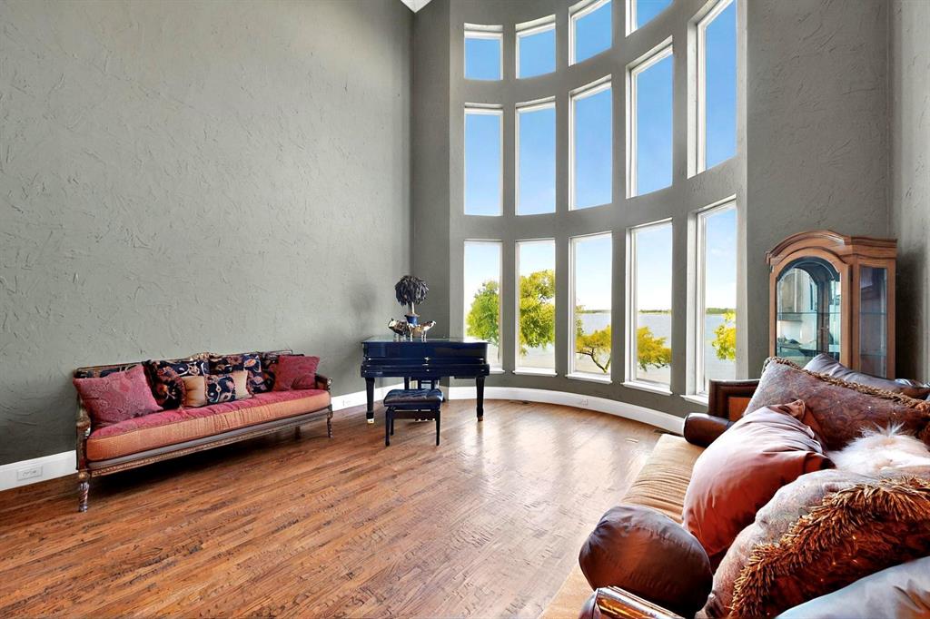 Stewart Peninsula Northshore - Residential