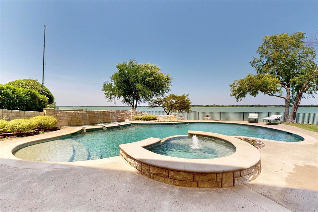 Stewart Peninsula Northshore - Residential