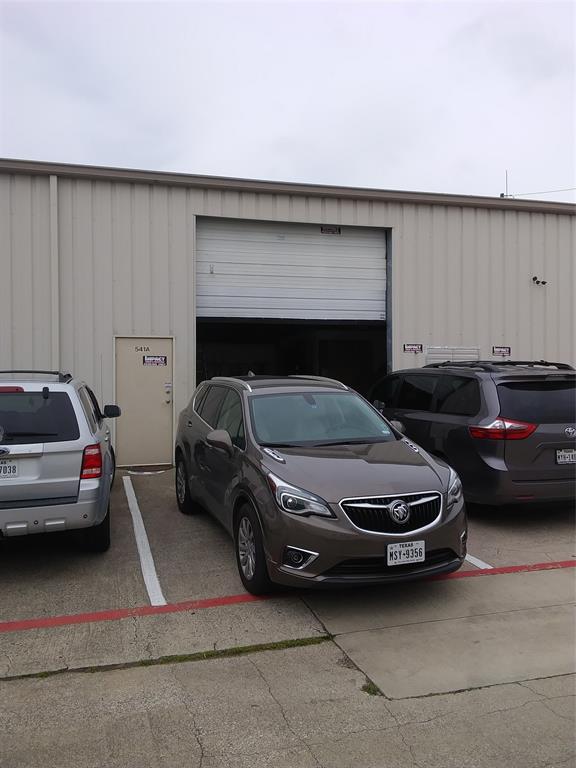 Grapevine Indust Park - Commercial Lease