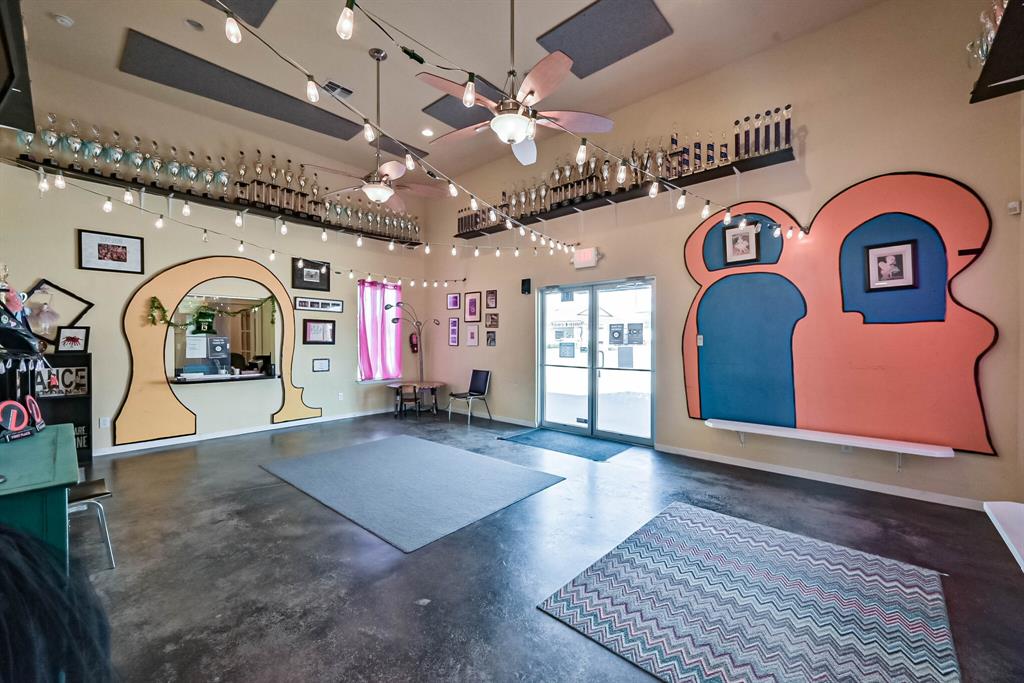 Wilshire Square Add - Commercial Sale