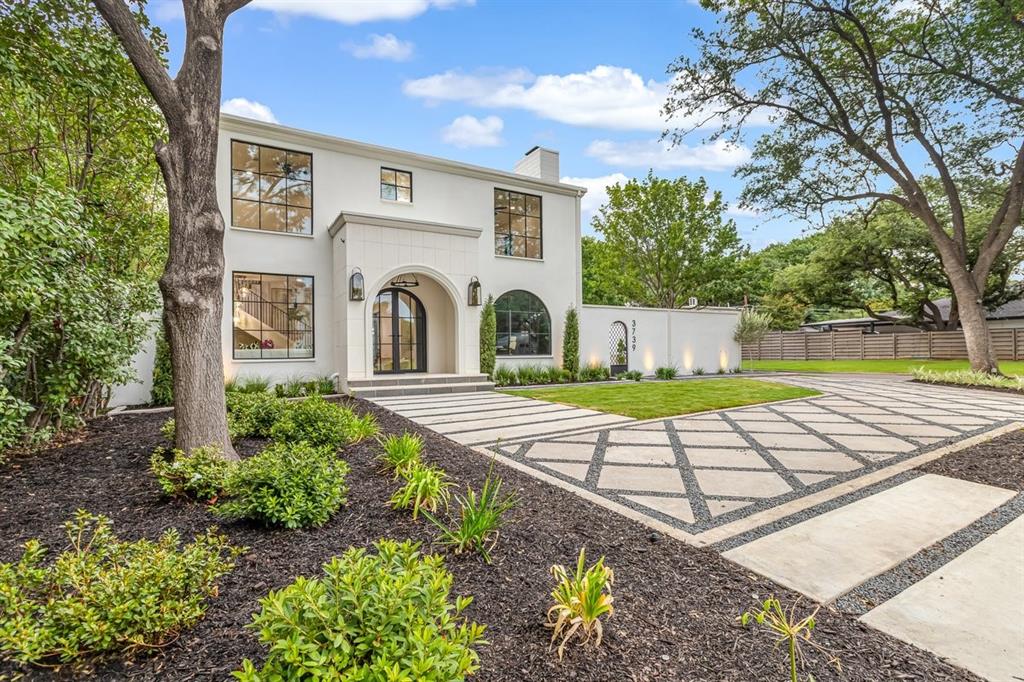 Versailles Pkwy Rev - Residential
