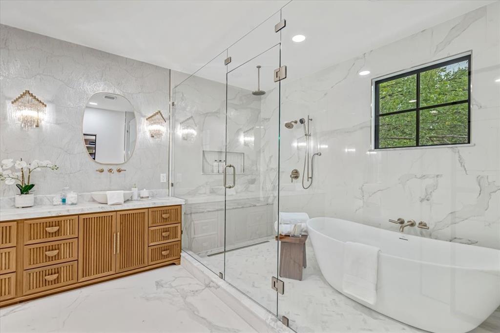 Versailles Pkwy Rev - Residential