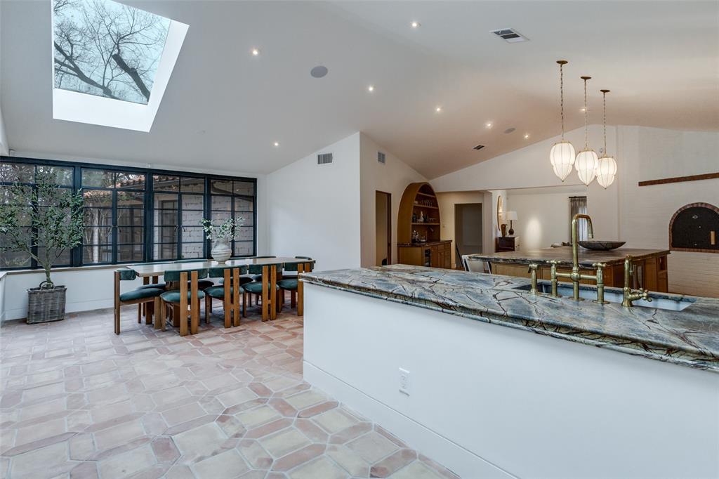 Forest Hills - Residential