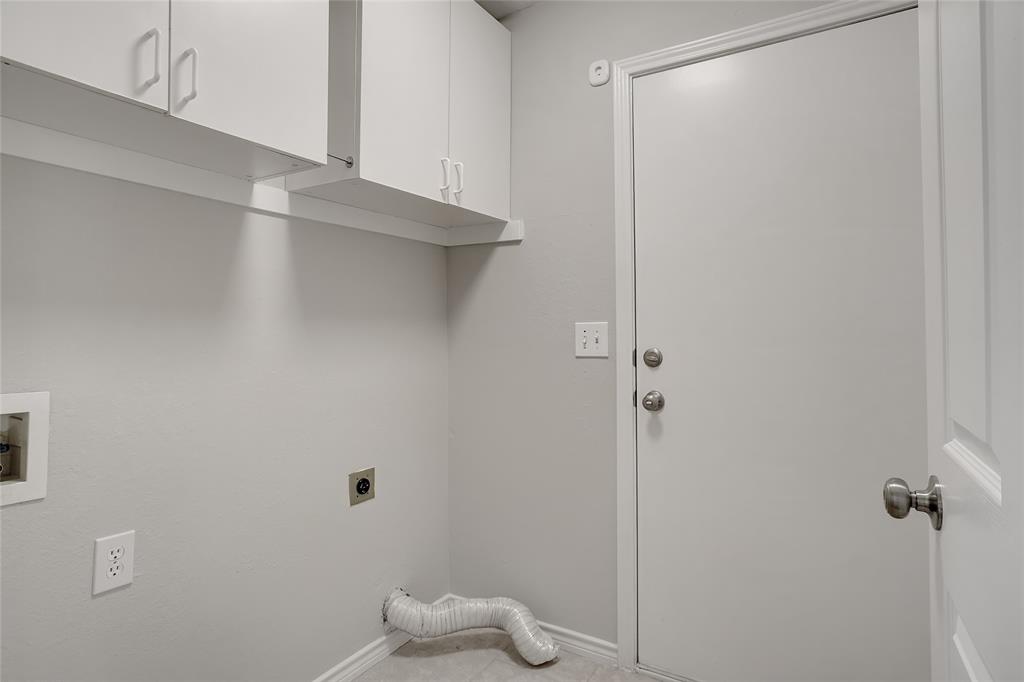 Preston Oaks Add Ph IV - Residential Lease