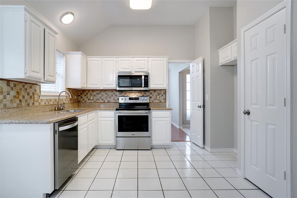 Preston Oaks Add Ph IV - Residential Lease