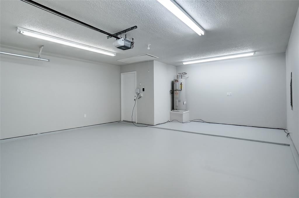 Preston Oaks Add Ph IV - Residential Lease