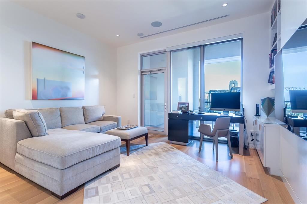 Stoneleigh Residences - Residential