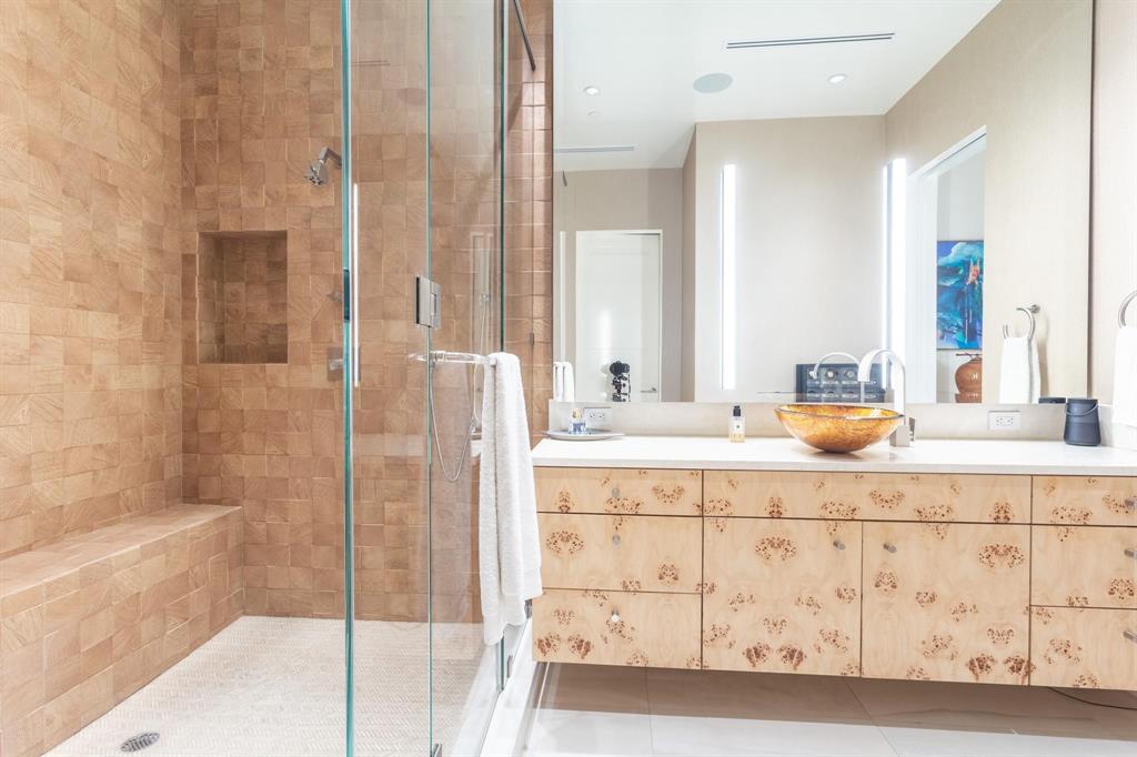 Stoneleigh Residences - Residential