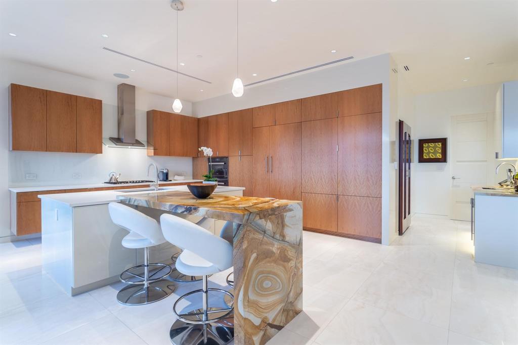 Stoneleigh Residences - Residential