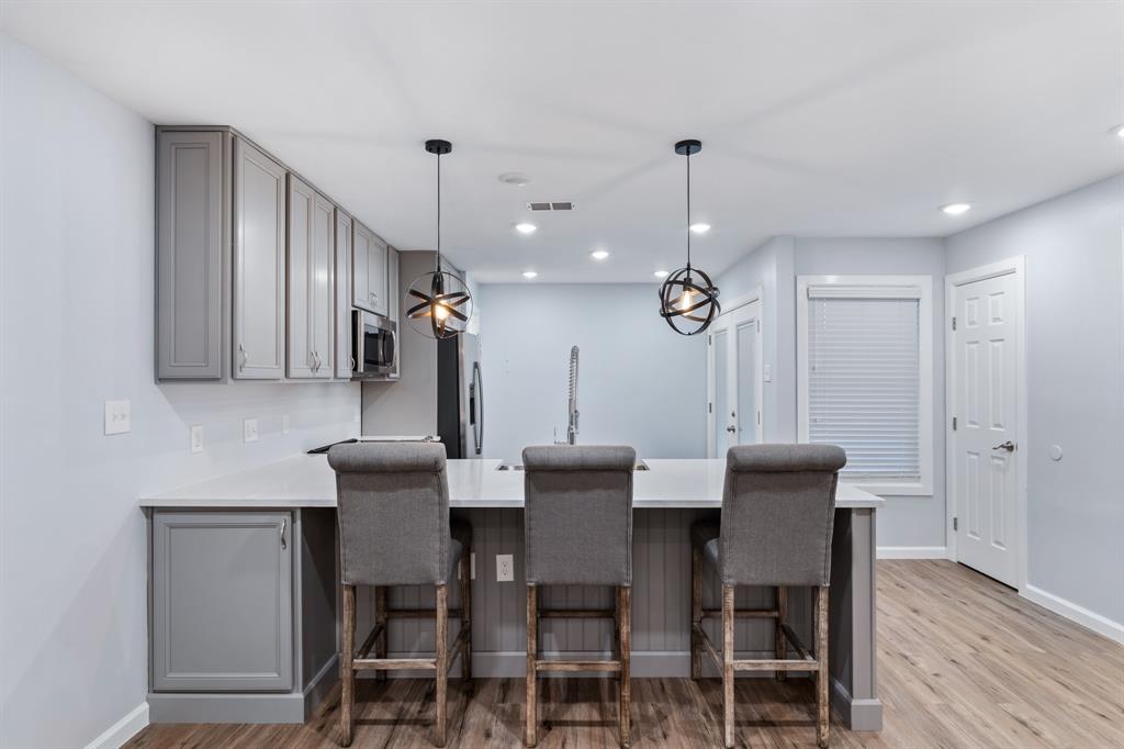 Harwood Park Twnhms Add - Residential Lease