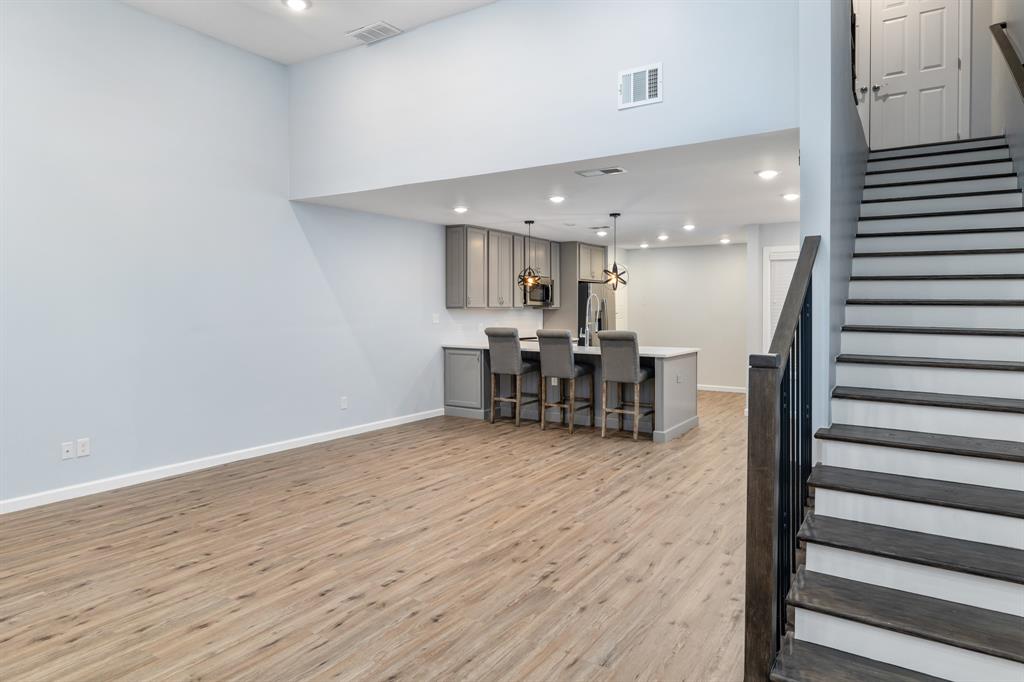 Harwood Park Twnhms Add - Residential Lease