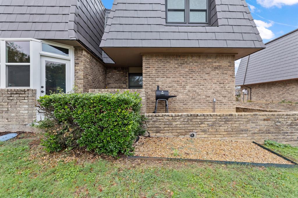 Harwood Park Twnhms Add - Residential Lease