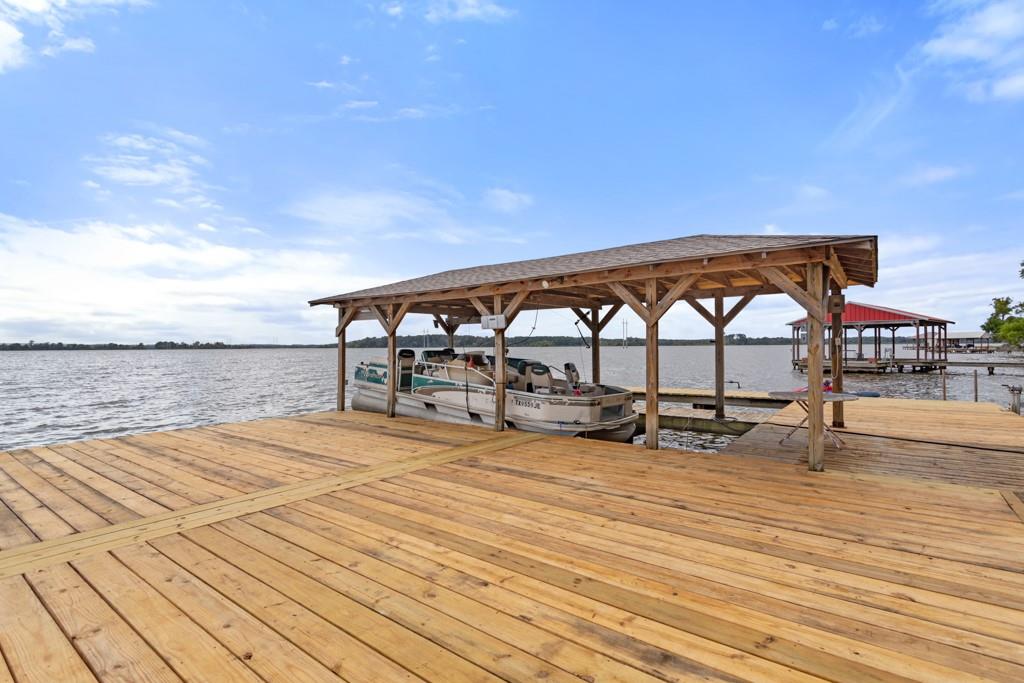 Hickory Harbor - Residential